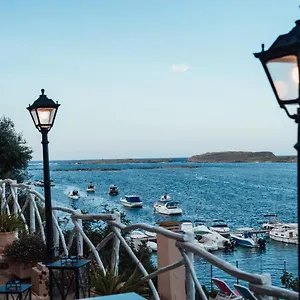 Menurka - , Port d'Addaia España